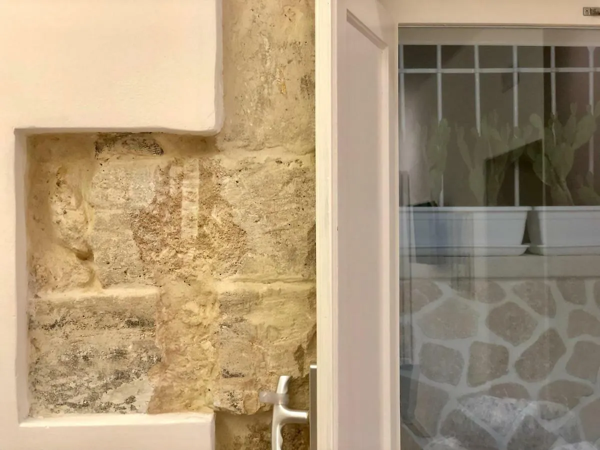 Nesh House Apartment Syracuse 0*,  Italy